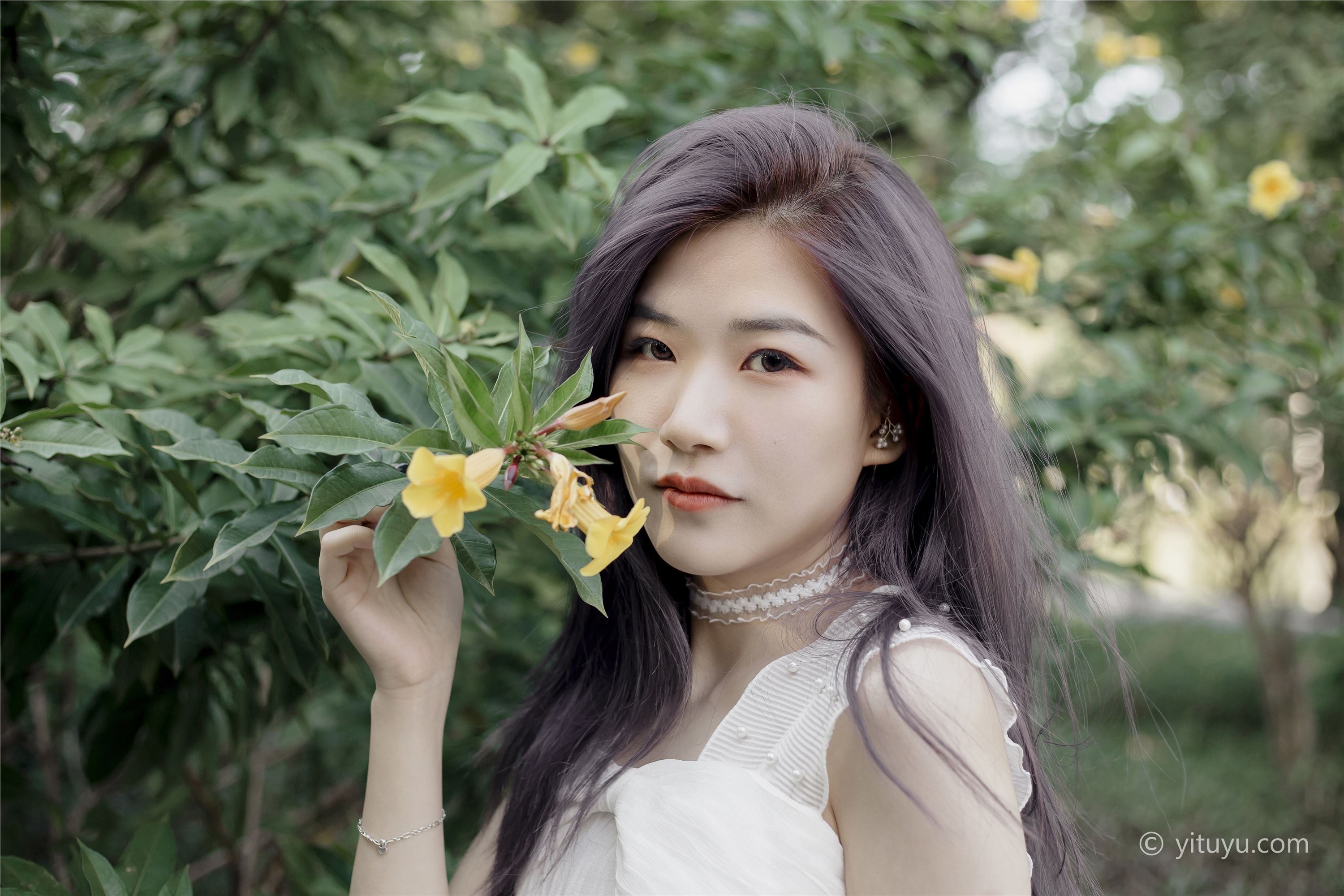 YITUYU艺图语  2021.06.07 清风淡花香